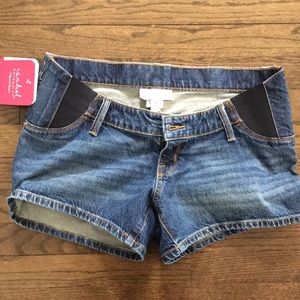 NWT denim maternity shorts